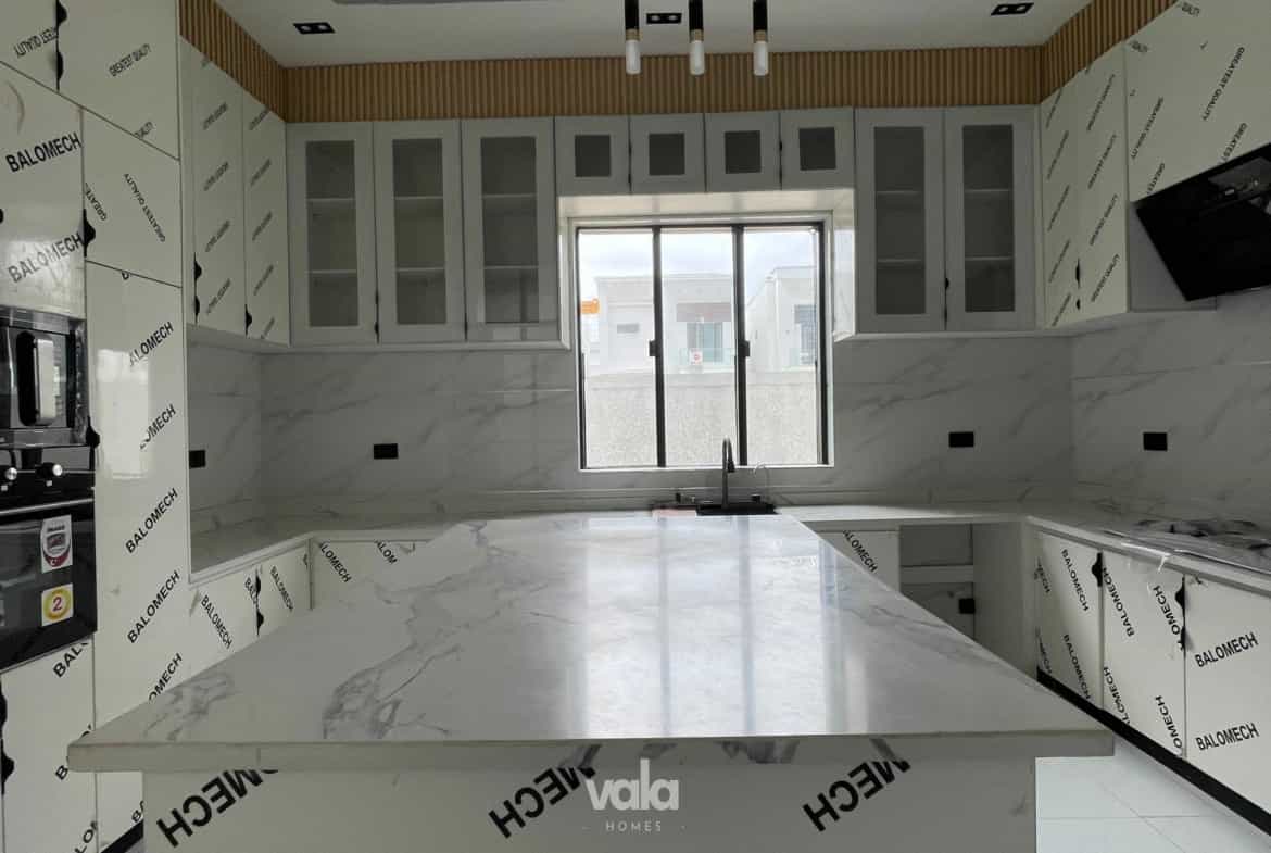 five bedroom fully detached duplex  (CHEVRON5BDD20)