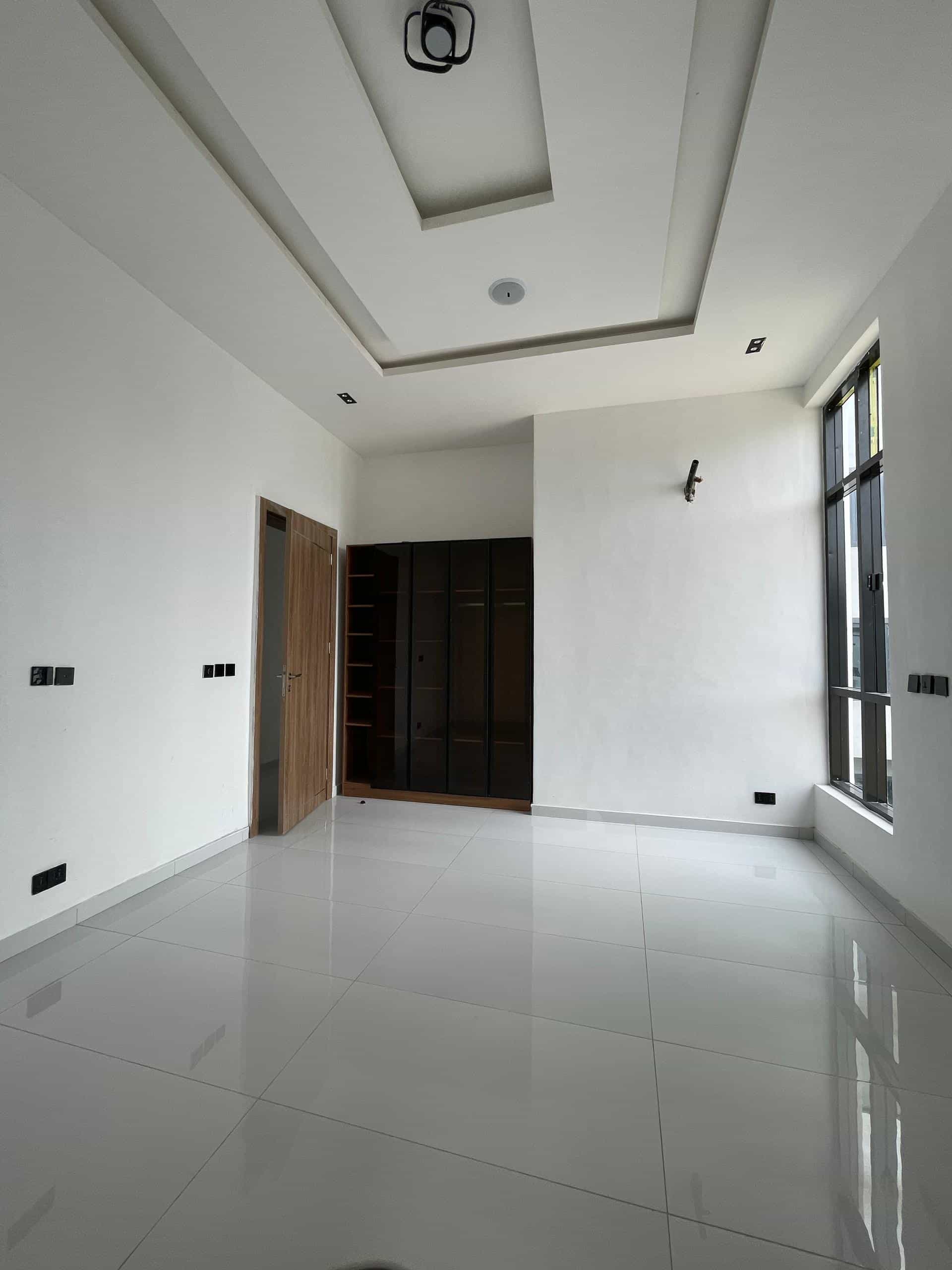 five bedroom fully detached duplex  (CHEVRON5BDD20)