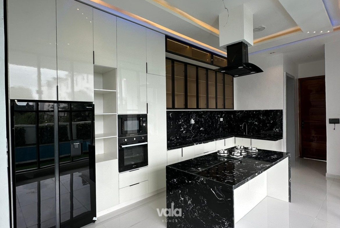 five bedroom fully detached duplex (OSAPA5BDD13)