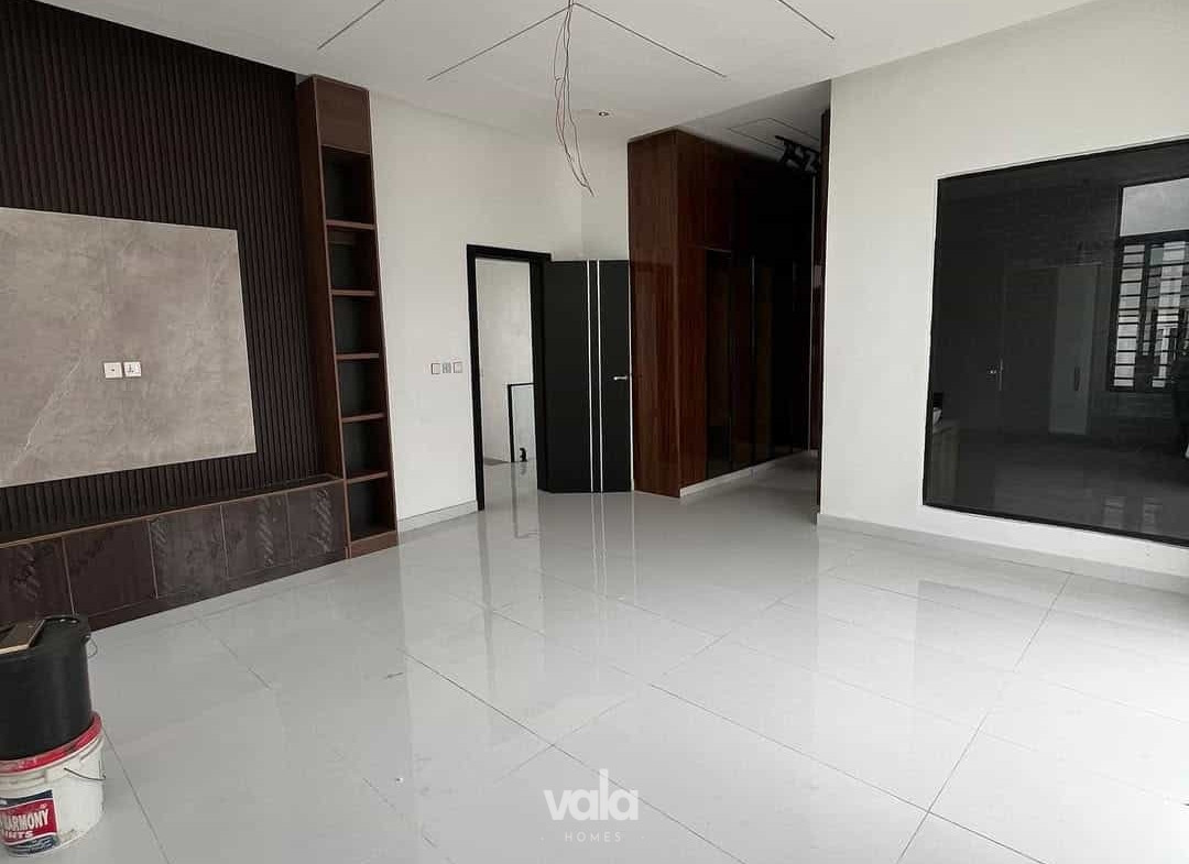 Four bedroom detached duplex (212Ajah5bdd)