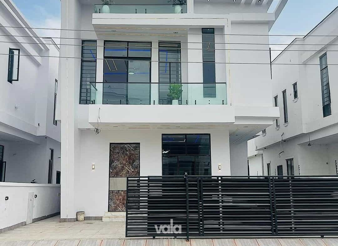 Four bedroom detached duplex (214Ajah4bdd)