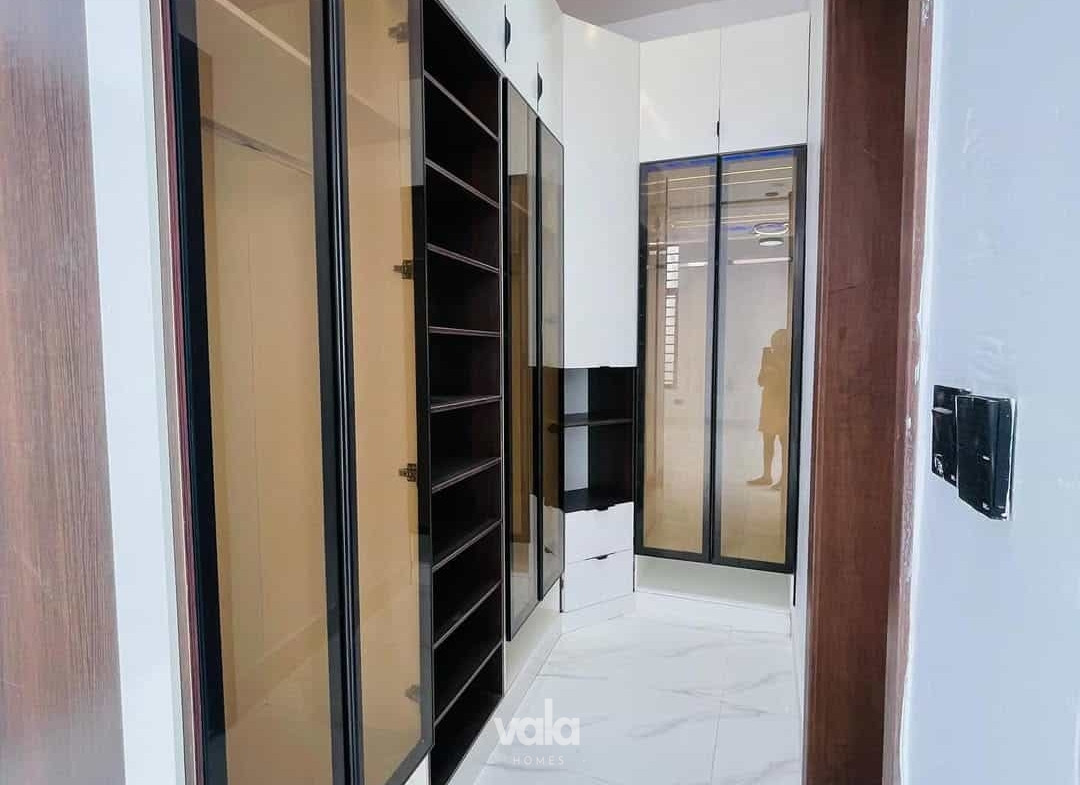Four bedroom detached duplex (214Ajah4bdd)