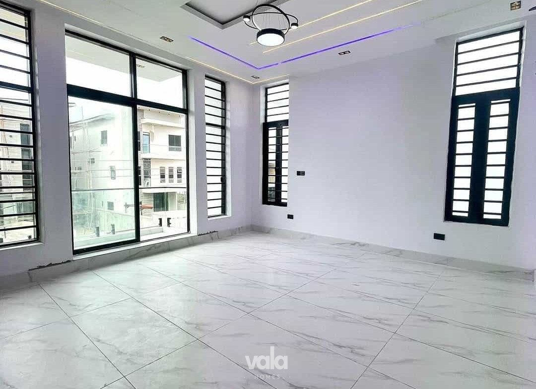 Four bedroom detached duplex (214Ajah4bdd)