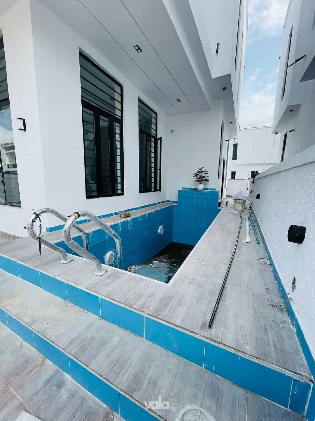 Four bedroom detached duplex (214Ajah4bdd) Four bedroom detached duplex (214Ajah4bdd)