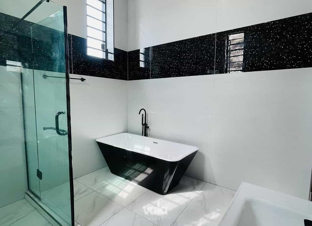 Four bedroom detached duplex (214Ajah4bdd)