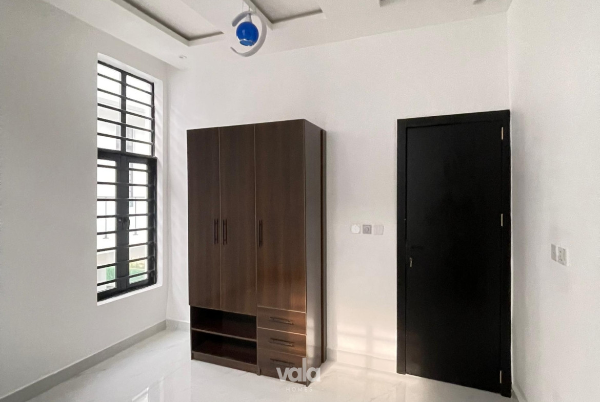 four bedroom fully detached duplex (CHEVRN4BDD03)