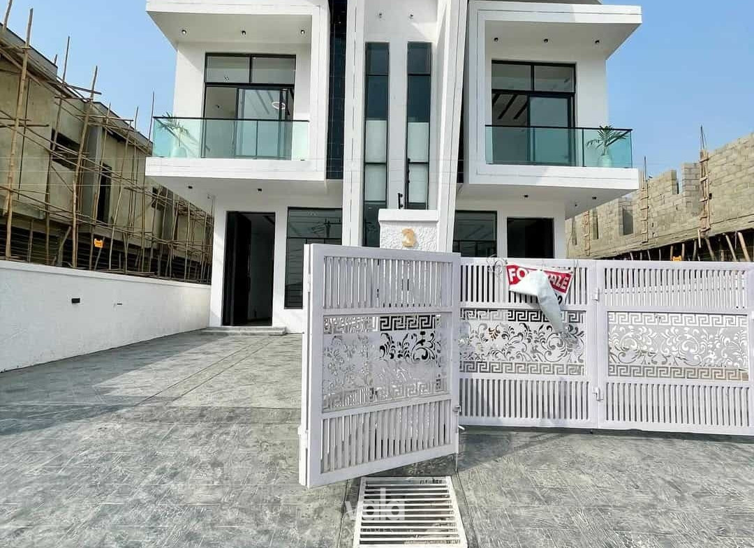 Four bedroom semi-detached duplex (210IKOTA)