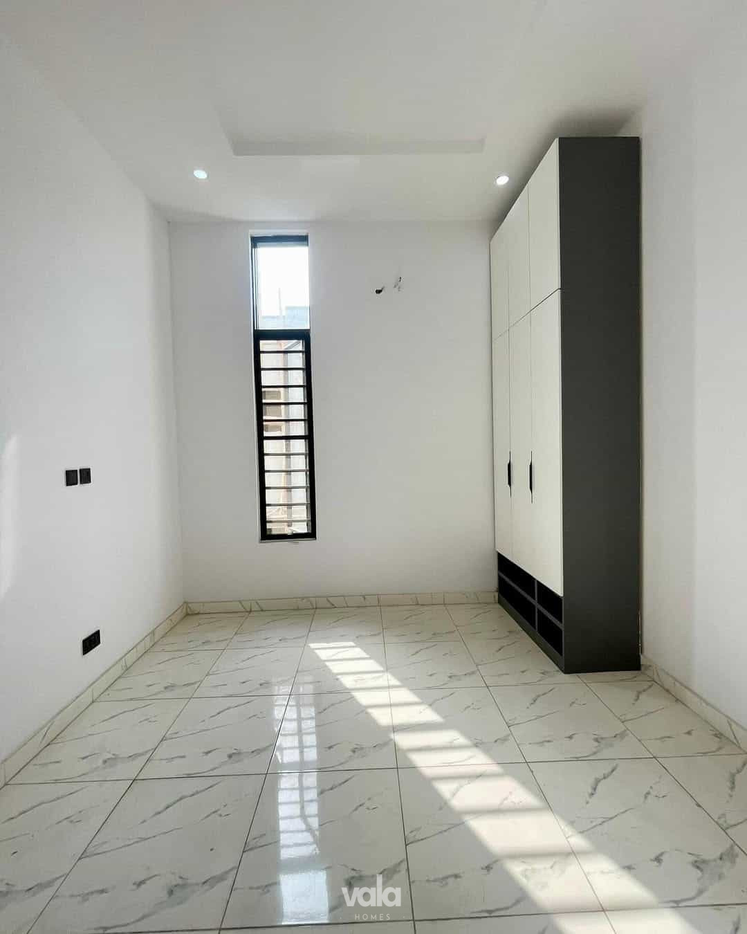 Four bedroom semi-detached duplex (210IKOTA) Four bedroom semi-detached duplex (210IKOTA)