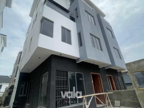 Four bedroom semi detached duplex (ikate4bsd09)