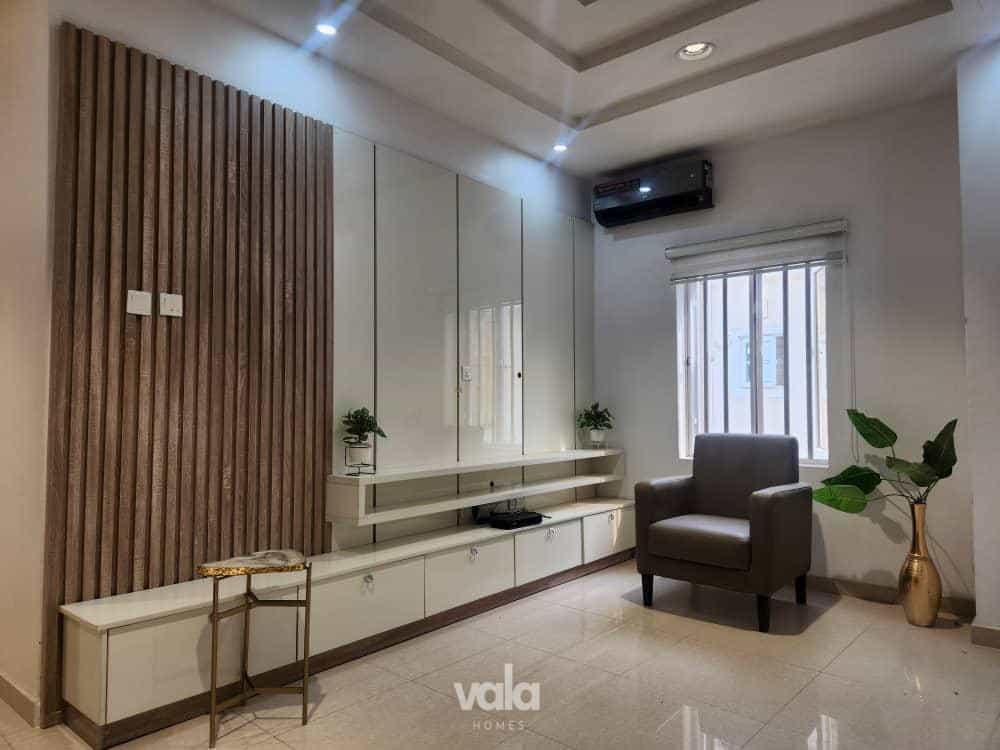 Fully furnished 4 bedroom detached duplex