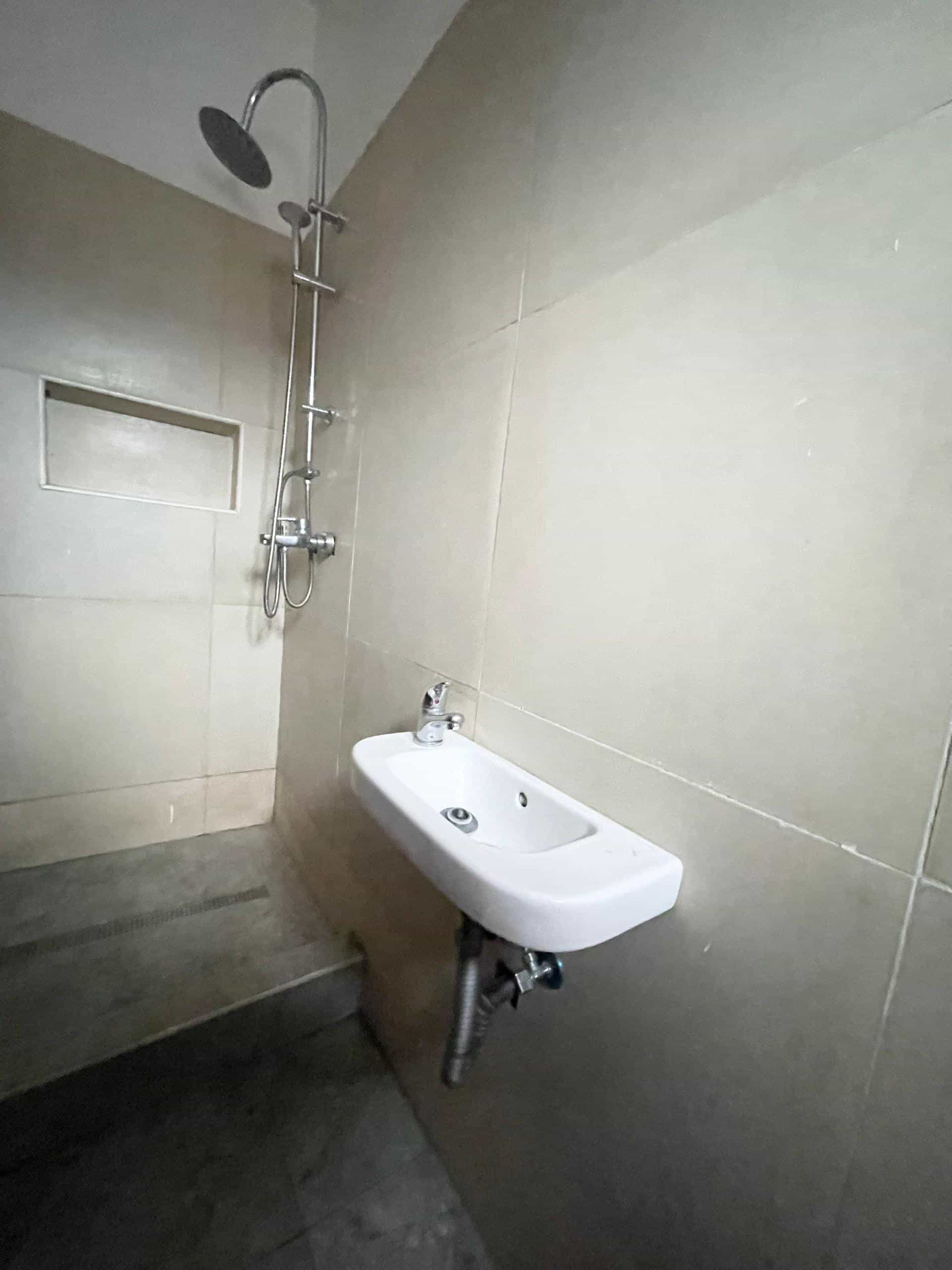 Fully serviced three bedroom apartment (ORCHID3B03) Fully serviced three bedroom apartment (ORCHID3B03)