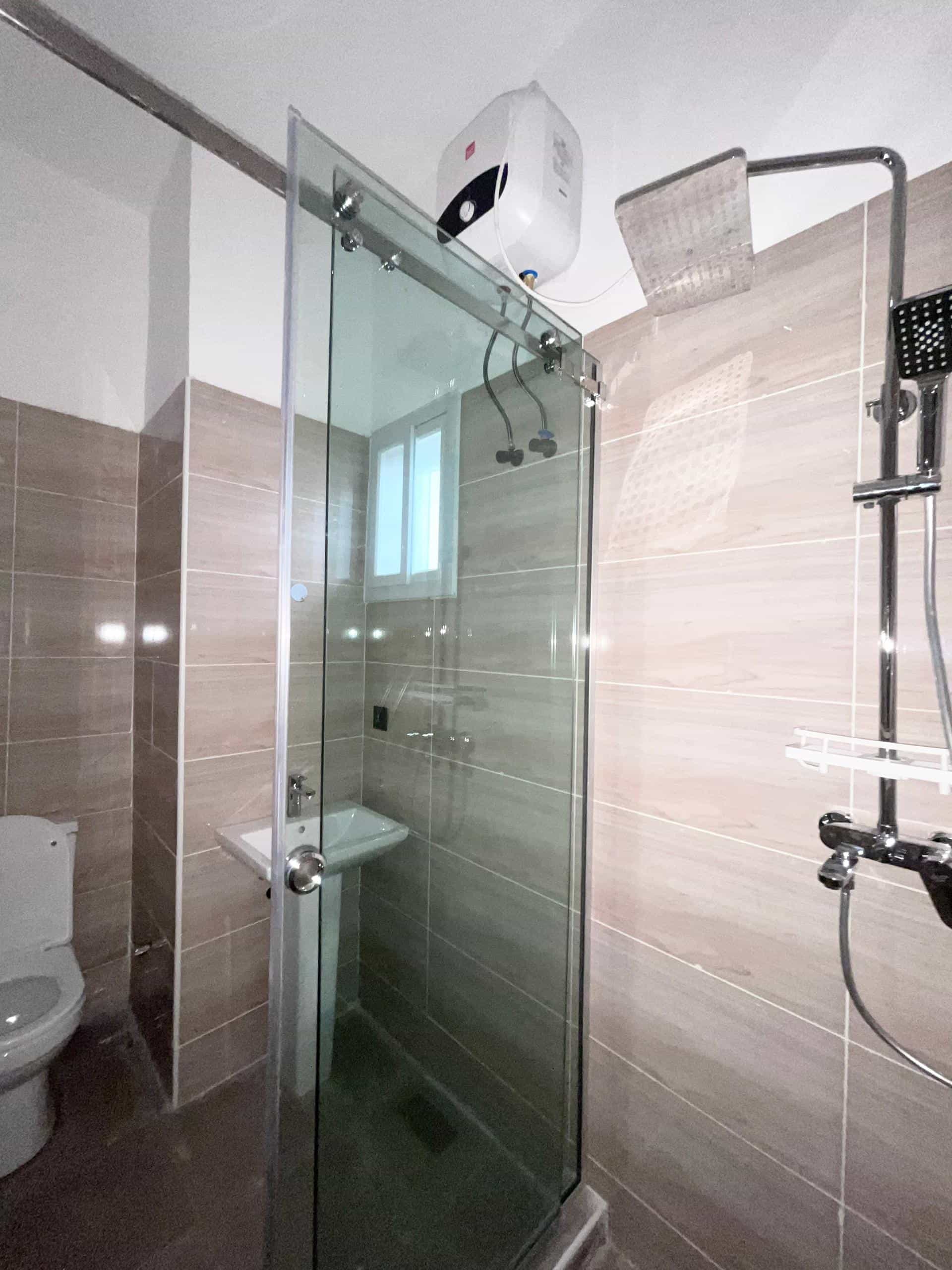 Fully serviced two bedroom maisonette (AJAH2BM01) Fully serviced two bedroom maisonette (AJAH2BM01)