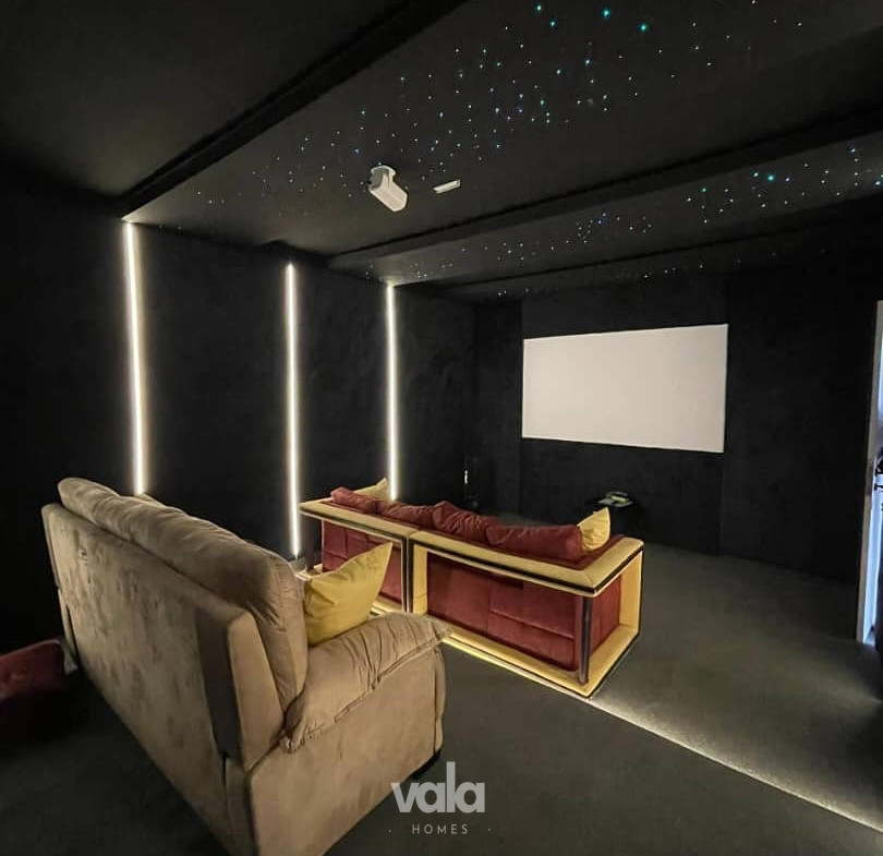 Newly Built Five Bedroom Duplex With Cinema & Swimming Pool (CHEVRN5BDD19)