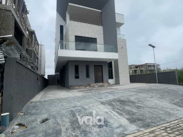 Newly built five bedroom with elevator & cinema in a secure estate