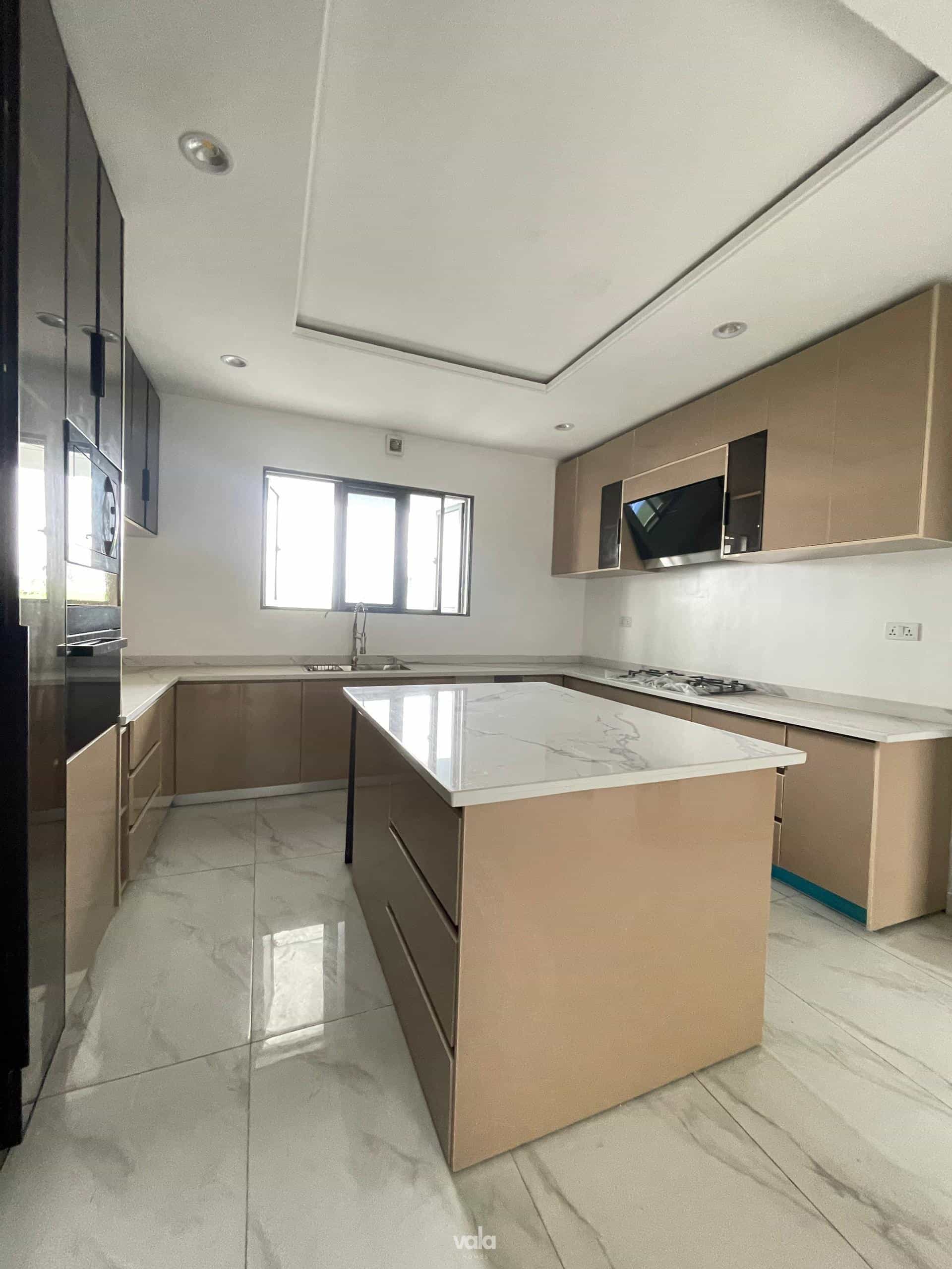 Newly built five bedroom with elevator & cinema in a secure estate