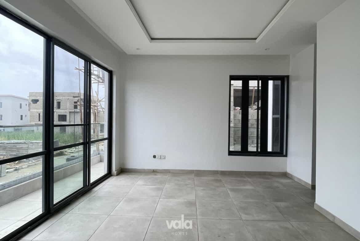 Newly built five bedroom with elevator & cinema in a secure estate