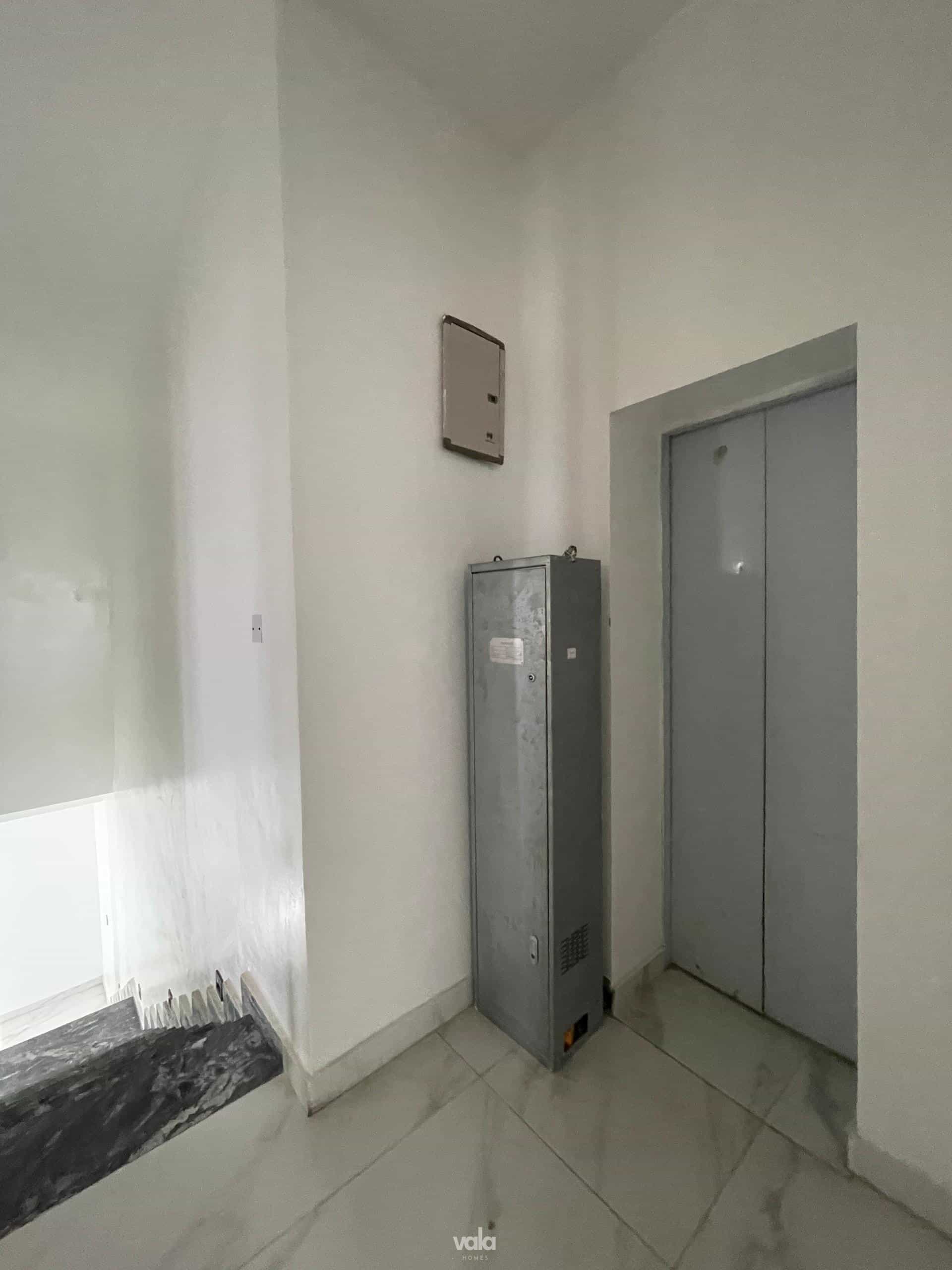 Newly built five bedroom with elevator & cinema in a secure estate