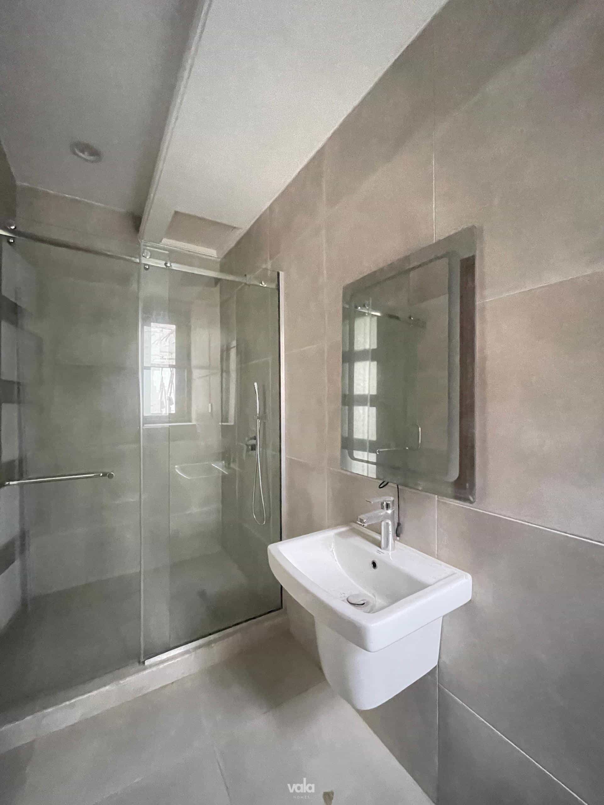 Newly built five bedroom with elevator & cinema in a secure estate