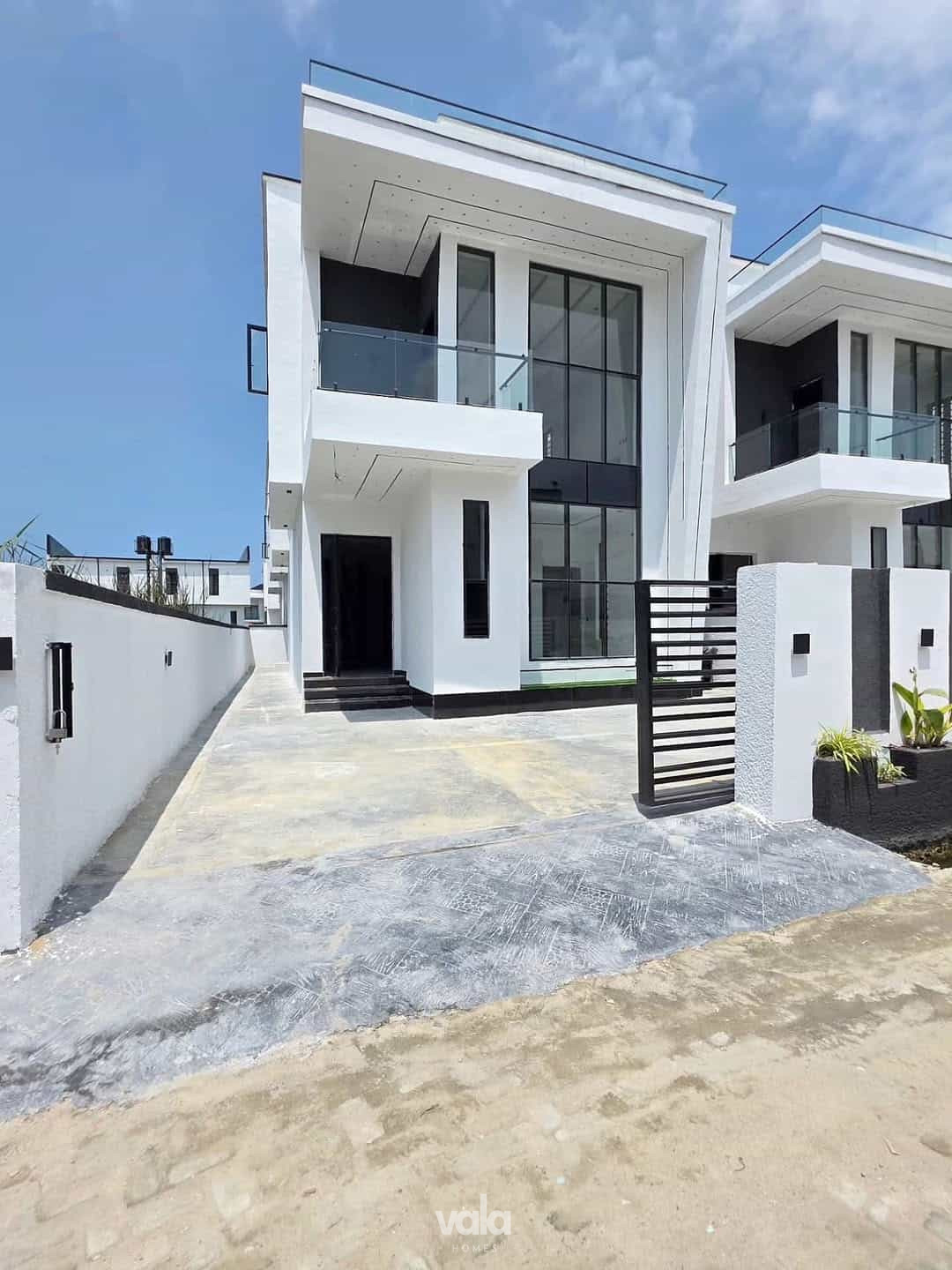 Newly built four bedroom detached duplex (216ajah4bdd)