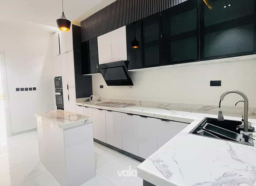 Newly built four bedroom detached duplex in a good location (217Ajah4bdd)