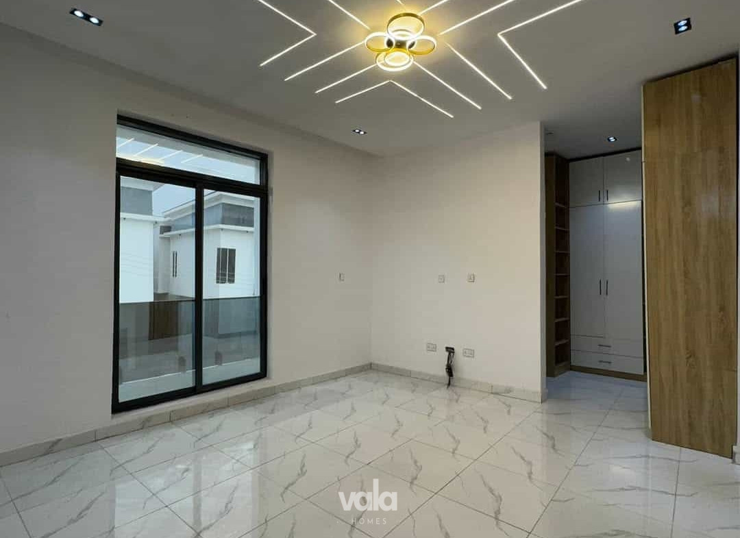 Newly built four bedroom semi-detached duplex (213Ajah4bsd)