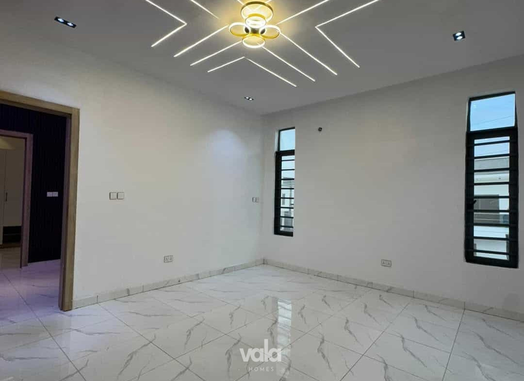 Newly built four bedroom semi-detached duplex (213Ajah4bsd)