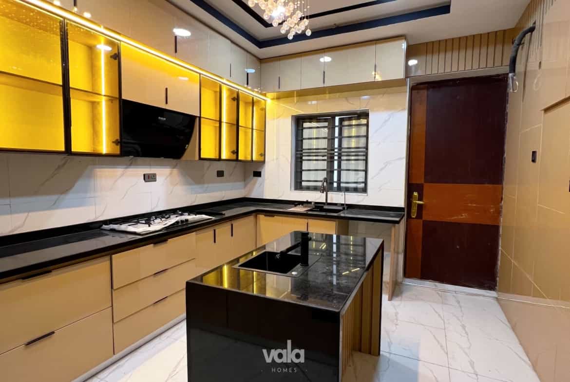 six bedroom fully detached duplex (CHEVRON6BDD02)