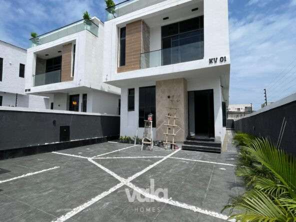 Stunning five bedroom fully detached duplex (orchid5bdd12)