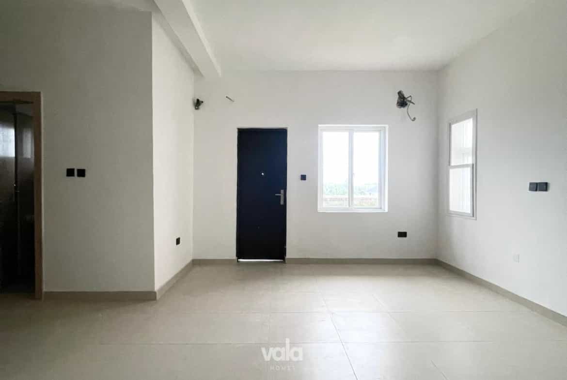 three bedroom apartment (AJAH3B)