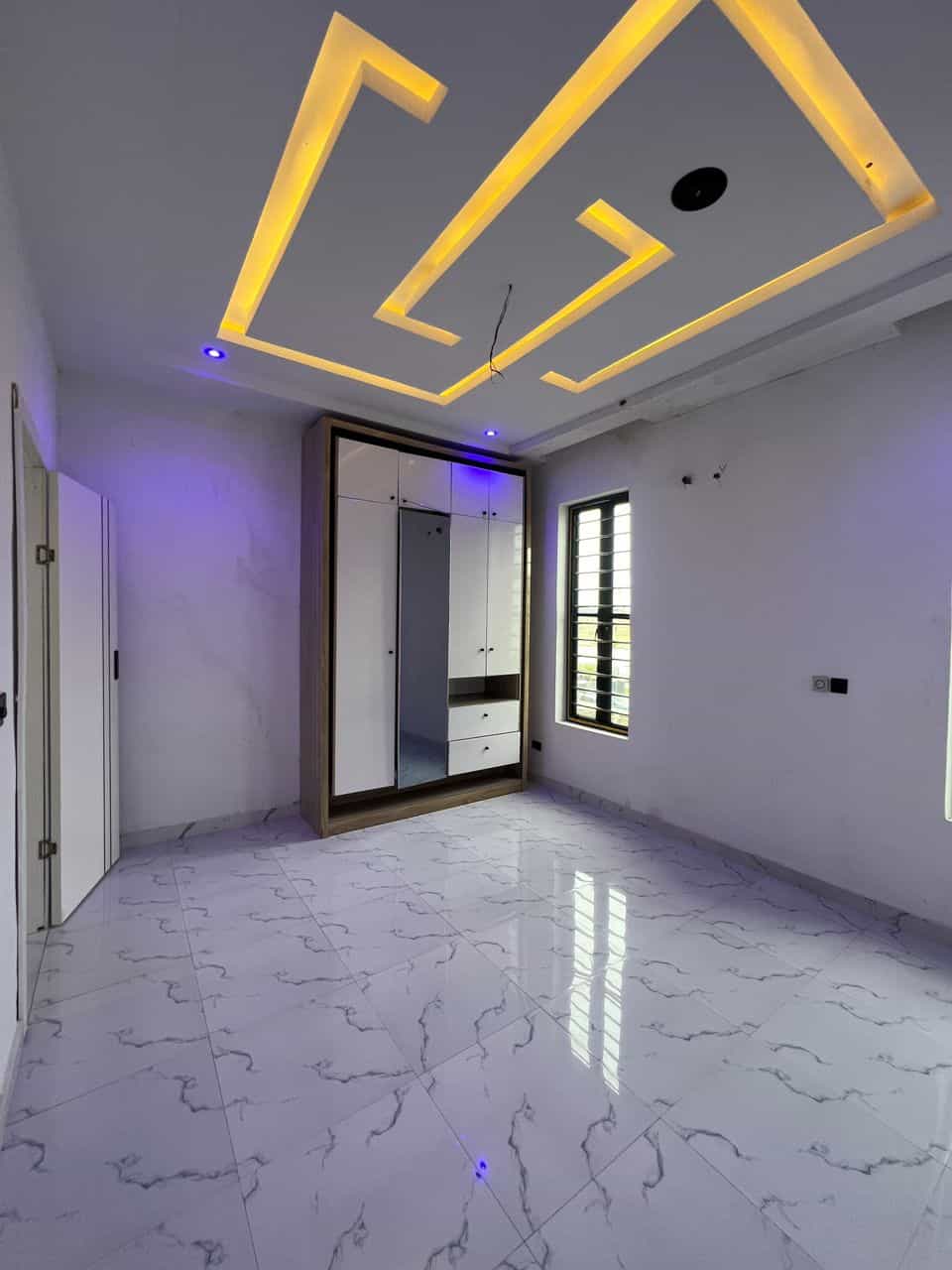 Waterview five bedroom detached duplex (megamd5bdd206)