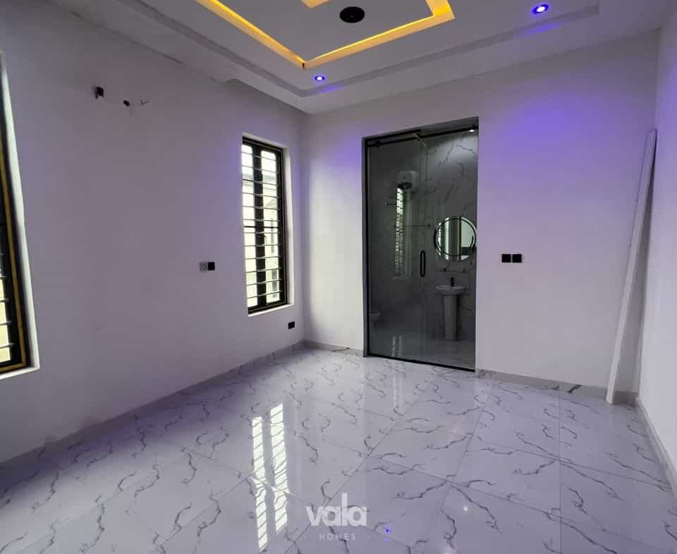 Waterview five bedroom detached duplex (megamd5bdd206)