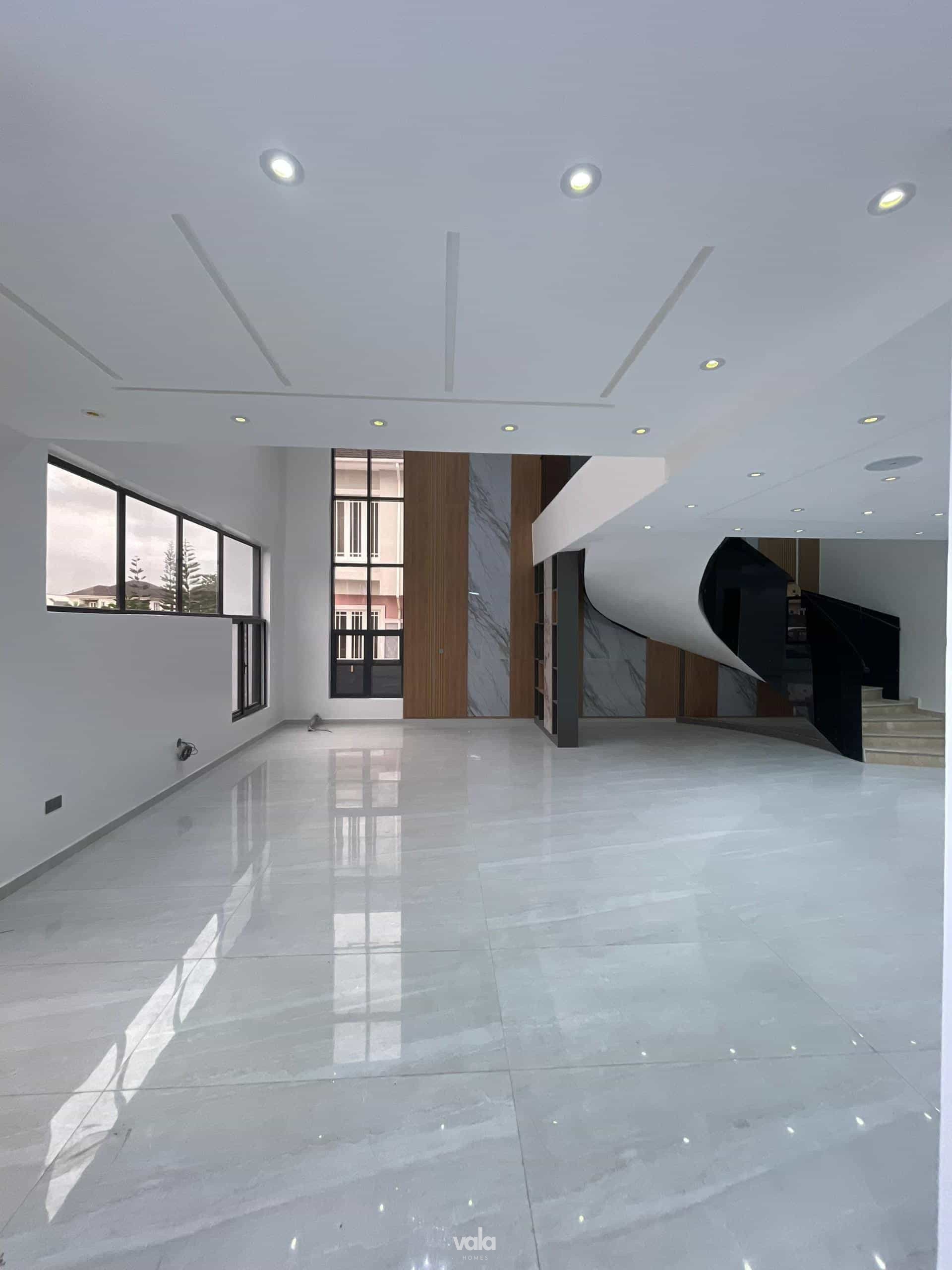 Exquisite five bedroom detached duplex in an excellent location (226Ajah5bdd)