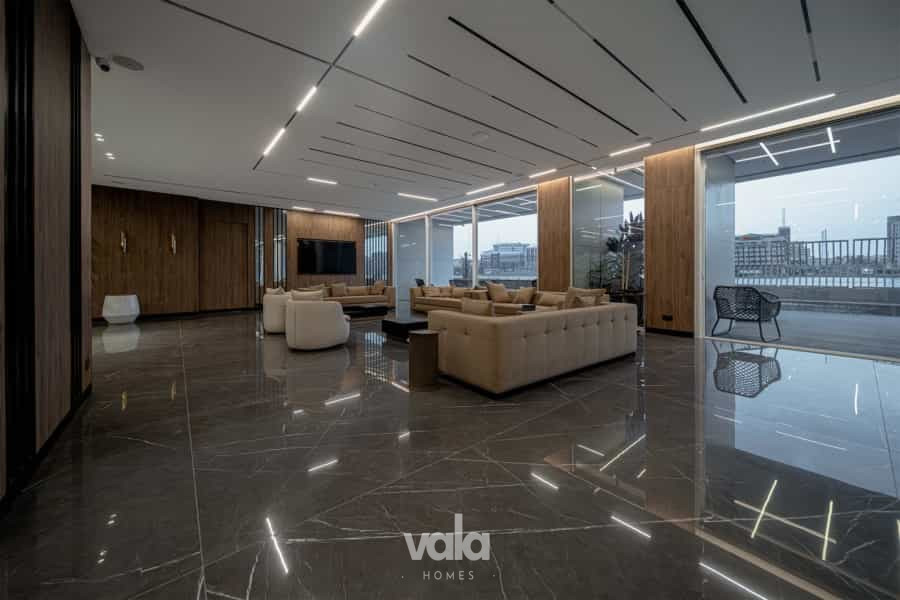 Luxury waterfront five bedroom maisonette Luxury waterfront five bedroom maisonette